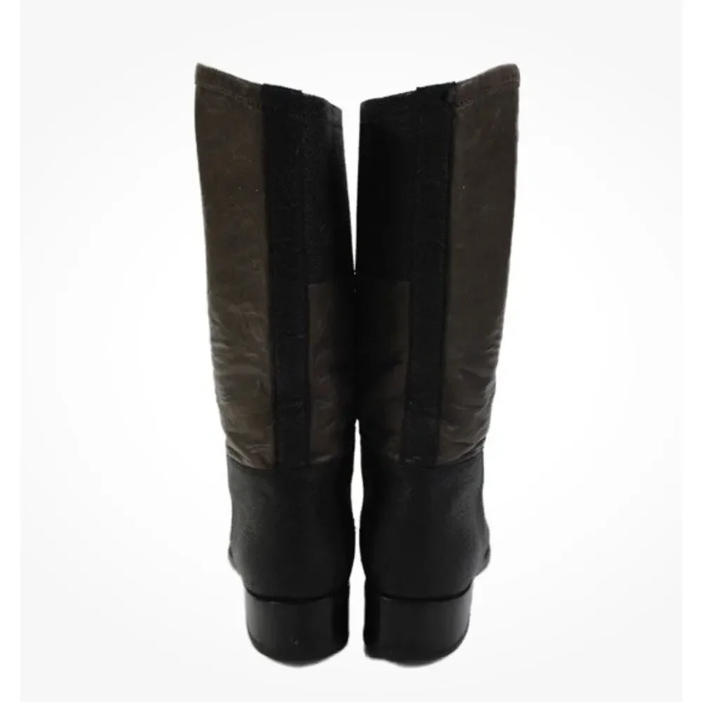 Chanel Womens Leather Embossed 